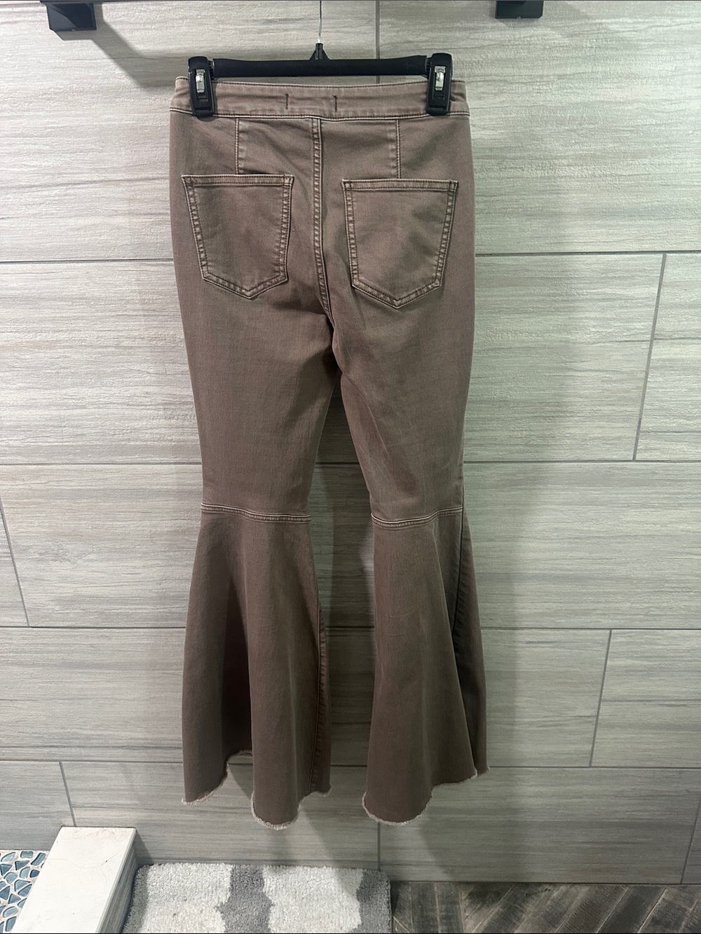 Free People Float on Flare Cocoa color - Picture 4 of 6